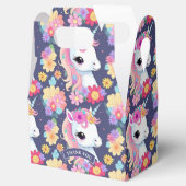 Adorable White Baby Unicoron mit Blume Geschenkschachtel (Geöffnet)