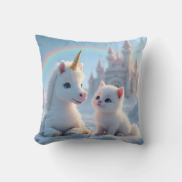 Adorable White Kitten und Baby Unicorn Kissen