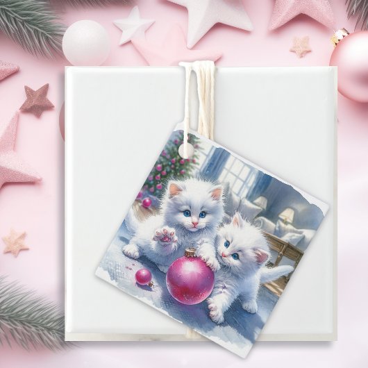 Adorable White Kittens Pink Weihnachten Geschenkanhänger