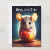 Adorable winzige Nagetier mit nahem rotem Apfel Einladung (Vorderseite)