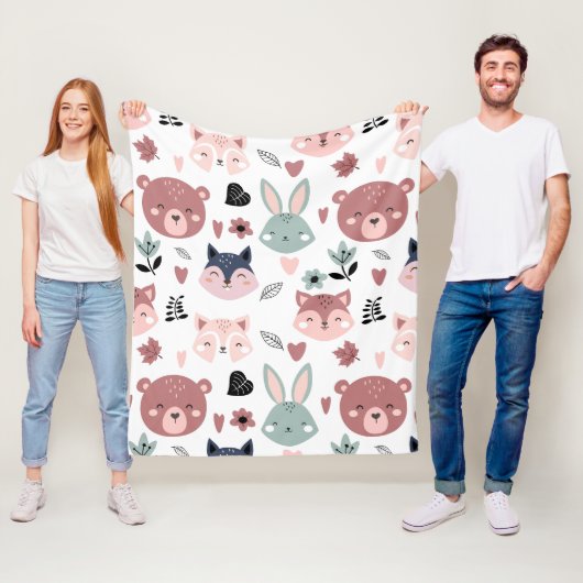 Adorable Woodland Creatures With Hearts Fleecedecke (Beispiel)