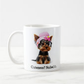 Adorable Yorkie mit rosa Beanie Kaffeetasse (Links)