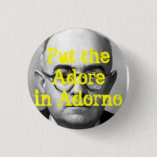 Adorno Knopf Button (Vorderseite)