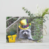 Adortable Baby Raccoon Geburtstagsflat (Stehend Vorderseite)