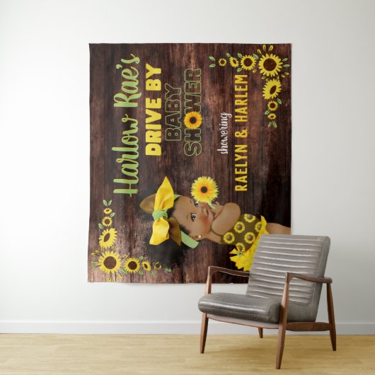 Adortable Ethnic Baby Girl| Gelbe Sonnenblume Rust Wandteppich (Beispiel)