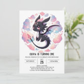 Adortable Fantasy Dragon 1. Geburtstag Einladung (Stehend Vorderseite)