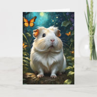 Adortable Guinea Schwein im Wald mit Schmetterling