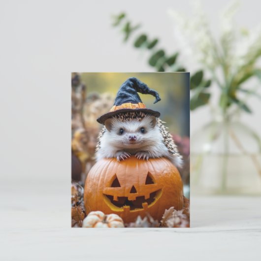 Adortable Halloween-Igel Postkarte (Stehend Vorderseite)