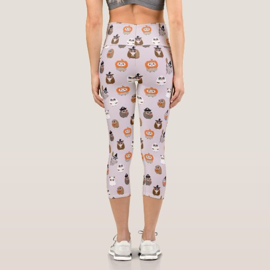 Adortable Halloween Owls Pattern Capri Leggings (Rückseite)