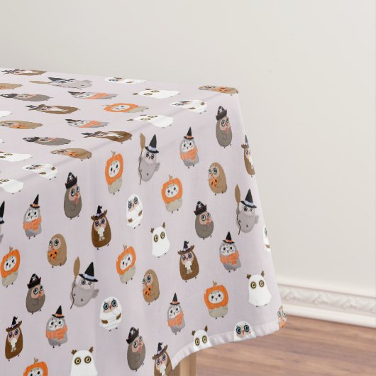Adortable Halloween Owls Pattern Tischdecke (Beispiel)