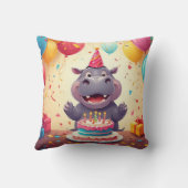 Adortable Hippo feiert Geburtstag mit Kuchen Kissen (Rückseite)