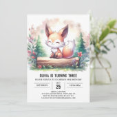 Adortable Modern Fox Geburtstag digital Einladung (Stehend Vorderseite)