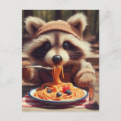 Adortable Raccoon Eats Spaghetti Postkarte (Vorderseite)