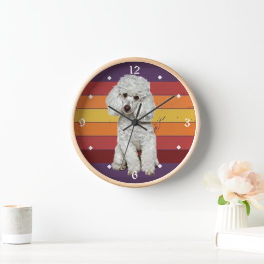 Adortable White Poodle Dog Retro Sunset Uhr (Zuhause)