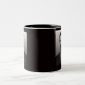 Adresse Abraham Lincolns Gettysburg Zweifarbige Tasse (Mittel)