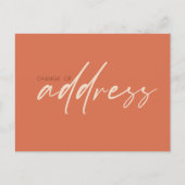 Adressenänderung Modernes Skript Terracotta Postkarte (Vorderseite)