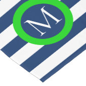 Adrettes Marine-Blau-und Weiß-Streifen-Monogramm Kurzer Tischläufer (Ecke)