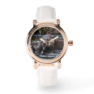 **"Adrift in Liebe: Mama und Baby Otter"*** Armbanduhr