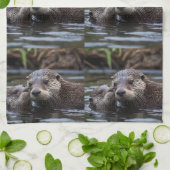 **"Adrift in Liebe: Mama und Baby Otter"*** Geschirrtuch (Gefaltet)