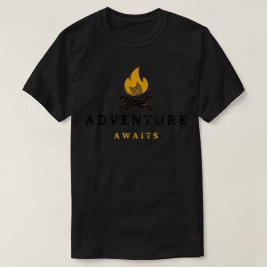 Adventure Awaits Camping T-Shirt (Design vorne)