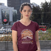 "Adventure Awaits-Exploration the Berges" Design T-Shirt