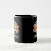 "Adventure Awaits-Exploration the Berges" Design Zweifarbige Tasse (Mittel)