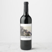 Adventure Awaits. Fantasy landscape Weinetikett (Vorderseite)