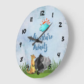 Adventure Awaits - Gorilla Hippo und Meerkat Große Wanduhr (Winkel)