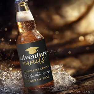 Adventure Awaits - Name Cap Black Gold Abschluss Bierflaschenetikett