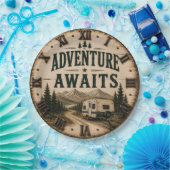 Adventure Awaits Rustic Camper Camping Mountain Pappteller (Party)