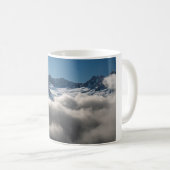 Adventure Awaits - Tasse am Berg Haast (VorderseiteRechts)