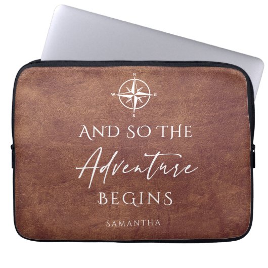 Adventure Begins Brown Leather Personalisiert Laptopschutzhülle (Vorderseite)