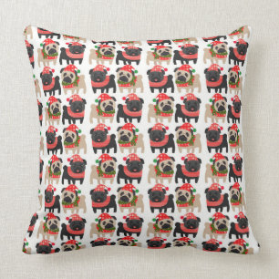 Adventure Black and Fawn Christmas Möpsen Kissen