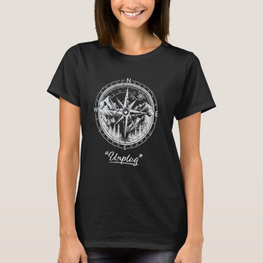 Adventure Compass, Displug Graphic, Outdoor Mounta T-Shirt (Vorderseite)