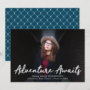 Adventure erwartet Script Navy Blue Foto Abschluss Ankündigung