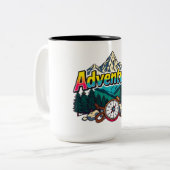 Adventure Mountain – Outdoor Hiking Nature Design Zweifarbige Tasse (Vorderseite Links)