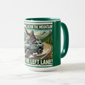 🔥 Adventure-Ready Coffee Tasse 🔥 (VorderseiteRechts)