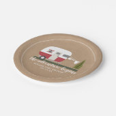 Adventure Retro Camper Trailer Neutral Baby Shoote Pappteller (Schrägansicht)