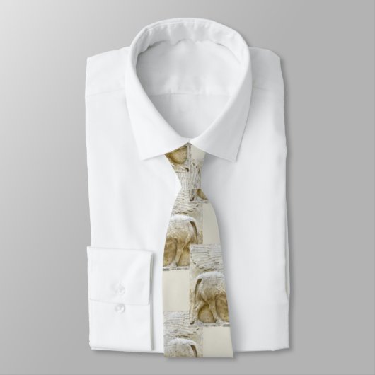 Adventure Skulptur Krawatte (Gebunden)
