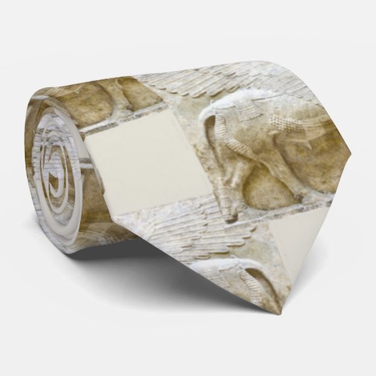 Adventure Skulptur Krawatte (Gerollt)