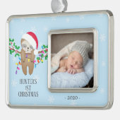 Adventure Sleeping Slots Erstes Weihnachtsfest Fot Rahmen-Ornament Silber (Links)