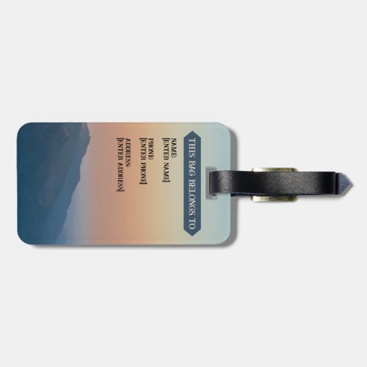 Adventure Travel Hiking Wilderness Gear Gepäckanhänger (Rückseite horizontal)