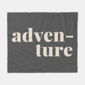 Adventure Travers Zitat Schwarz-weiß kühl Fleecedecke (Vorderseite (Horizontal))