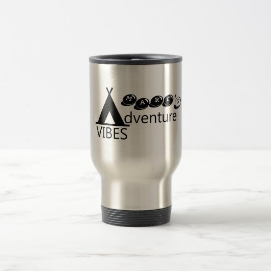 Adventure Vibes Tent Typografie mit Name, Camping Reisebecher (Mittel)