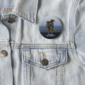 Adventurous Dachshund Hiker Home Is Where My Pack Button (Beispiel)