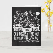 Adventurous Dreamer Motivierend Chalk Typografie Karte (Gelbe Blume)