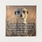 Adventurous Meerkat Living Wandteppich (Vorderseite)