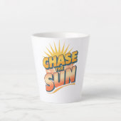 Adventurous Travel and Sunshine Slogan Milchtasse (Vorderseite)