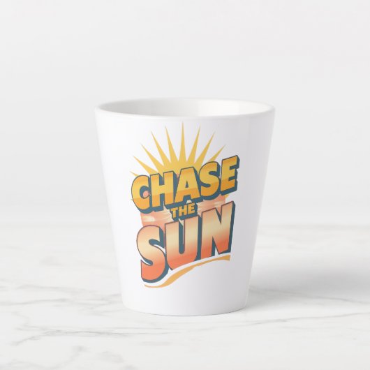Adventurous Travel and Sunshine Slogan Milchtasse (Vorderseite)