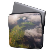 Aerial Patchwork of Irish Farmland and Clouds Laptopschutzhülle (Vorderseite Links)